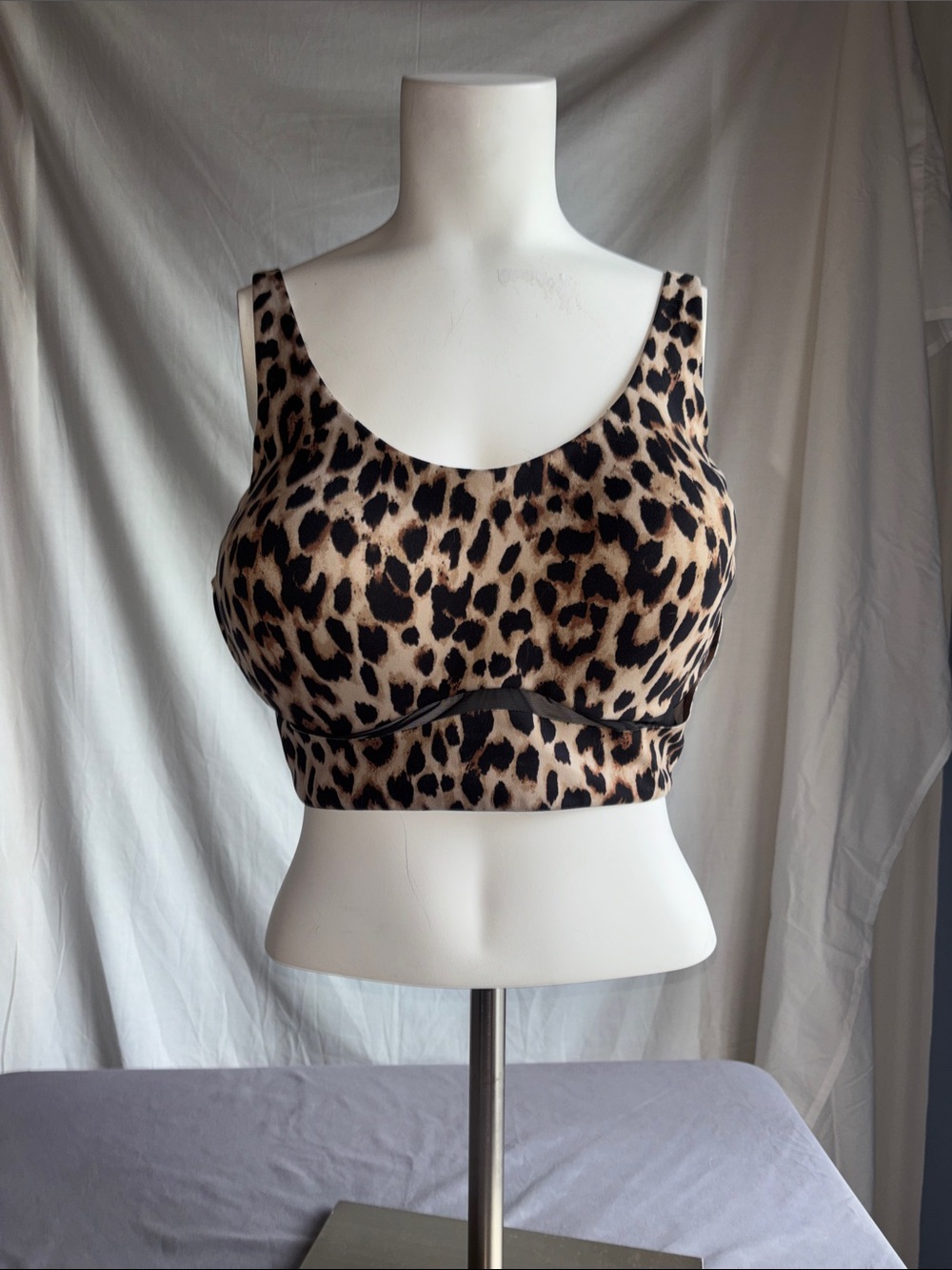 Victoria’s Secret- Leopard Print Scoop Neck Crop Tank Top